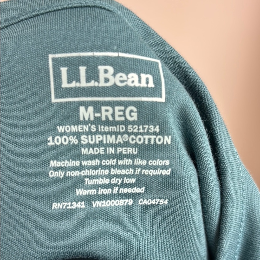 L.L. Bean Green Fitted Short Sleeve T-Shirt - Picture 2 of 4